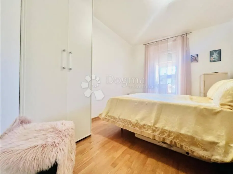 A Modern & Sunny Apartment In Umag 0*,  Croatia
